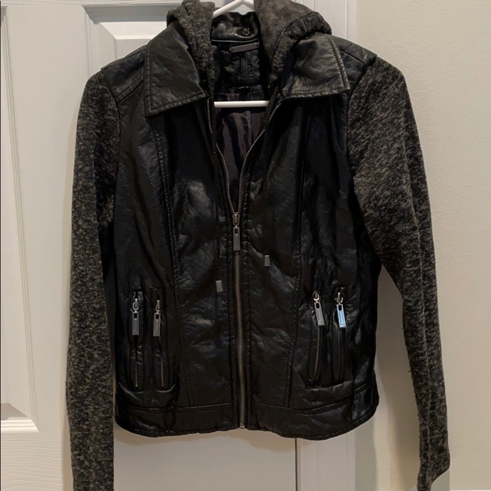 Vinal jacket with polyester sleeves